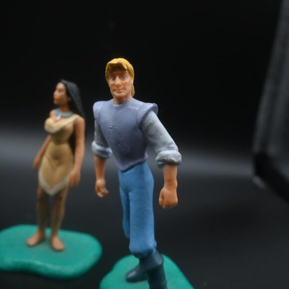 vintage disney figurine bundles - Pocahontas,  john smith,  mulan, jasmine - Picture 3 of 9